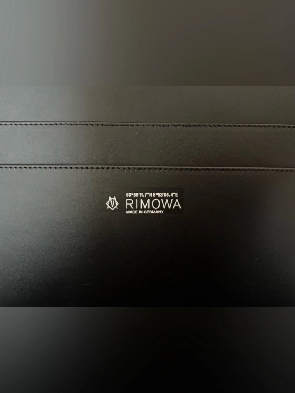 rimowa briefcase
